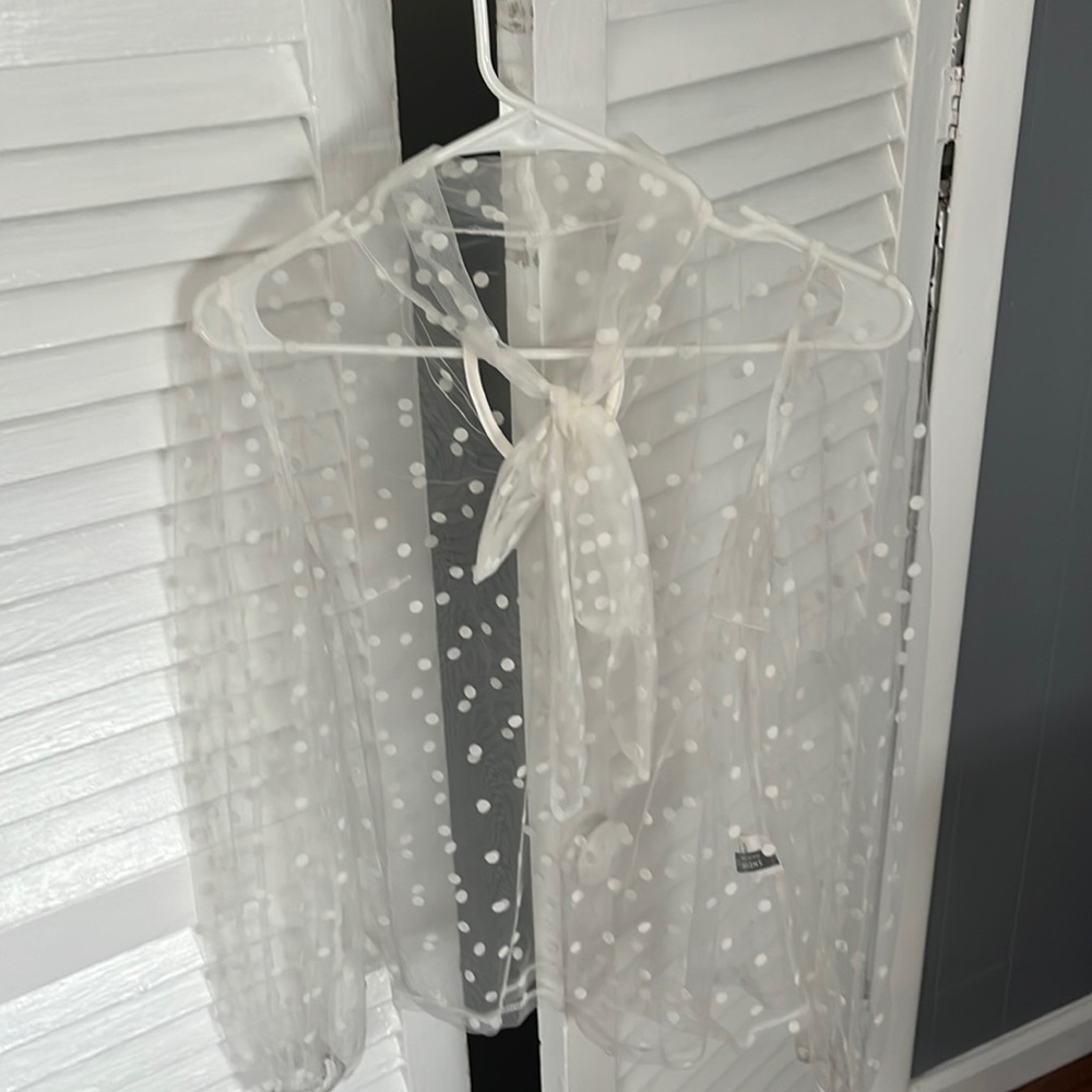Small Shein Blouse White Top  New  Never Used Cute & Classy